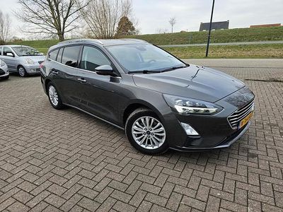 Grijs Occasion 2021 Ford Focus Business Edition Stationwagen | € 16.950 (Eerlijke prijs)