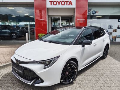 Wit Gebruikt 2022 Toyota Corolla Plus Stationwagen | € 30.390 (Eerlijke prijs)
