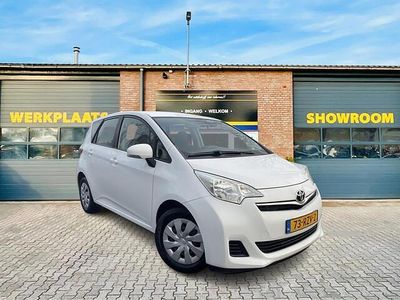 Wit Occasion 2011 Toyota Verso-S Comfort MPV | € 6.280 (Eerlijke prijs)