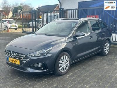 Zwart Occasion 2022 Hyundai i30 Comfort Stationwagen | € 17.488 (Eerlijke prijs)
