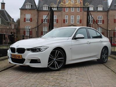 Wit Occasion 2014 BMW 316 Executive Sedan | € 12.950 (Iets duurder)