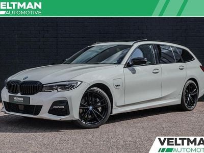 BMW 330e