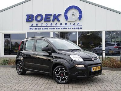 Zwart Gebruikt 2022 Fiat Panda City Life Hatchback | € 14.340 (Eerlijke prijs)
