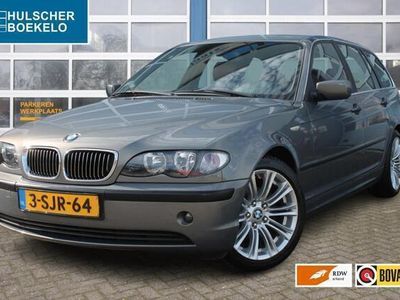 tweedehands BMW 318 3-SERIE I SPECIAL EDITION Automaat / Afneembare haak / Clima co