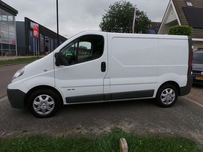 tweedehands Renault Trafic 2.0 dCi T27 L1H1 Airco,Cruise,Pdc,trekh,3 persoons