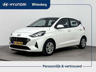 Occasion Hyundai i10 Comfort 67 PK (49 kW) 2022 Atlas white (saw) Hatchback