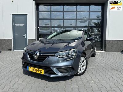 Grijs, metallic lak Occasion 2019 Renault Mégane GrandTour LIMITED Stationwagen | € 13.950 (Iets duurder)