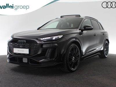Zwart (metallic) Nieuw 2025 Audi Q6 e-tron Performance SUV | € 89.995