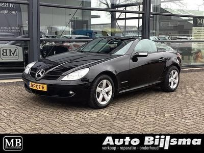Zwart Occasion 2006 Mercedes SLK200 Cabriolet | € 10.750 (Iets duurder)