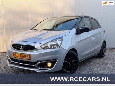 Grijs (metallic) Gebruikt 2017 Mitsubishi Space Star Intense+ Hatchback | € 5.950 (Eerlijke prijs)