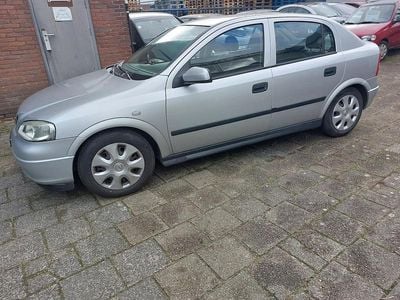 Grijs Gebruikt 2001 Opel Astra Edition Hatchback | € 1.399 (Eerlijke prijs)