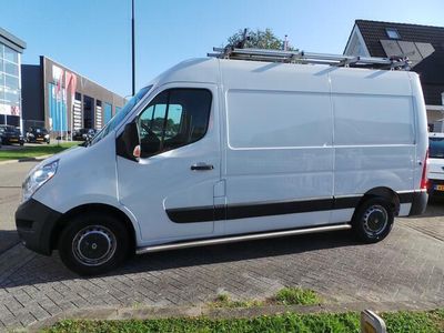 tweedehands Renault Master T35 2.3 dCi L2H2 Airco,Cruise,Pdc,Trekhaak