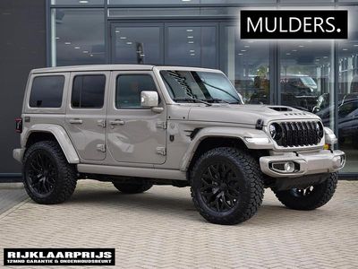 Beige Nieuw 2025 Jeep Wrangler SUV | € 149.899