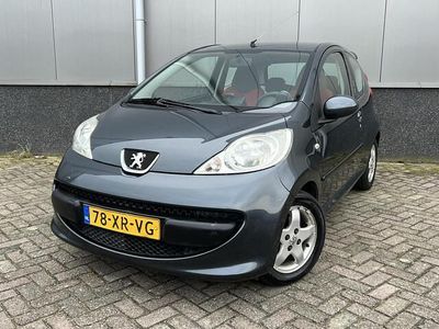 Occasion Peugeot 107 Urban Move 68 PK (50 kW) 2007 Grijs Hatchback