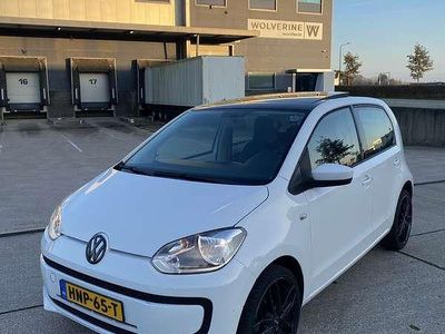 Wit Gebruikt 2013 VW up! Groove Hatchback | € 5.000 (Eerlijke prijs)