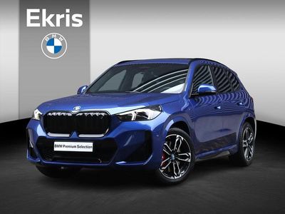 Blauw Gebruikt 2025 BMW iX1 M Sport SUV | € 60.252 (Eerlijke prijs)
