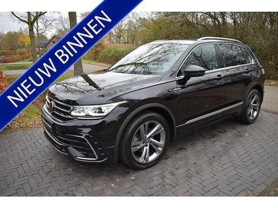 Zwart Gebruikt 2021 VW Tiguan R-line SUV | € 36.980 (Duur)