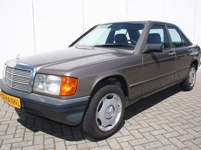 tweedehands Mercedes 190 2.0 E