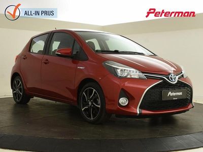 Rood Gebruikt 2016 Toyota Yaris Hybrid Design Hatchback | € 11.899 (Eerlijke prijs)