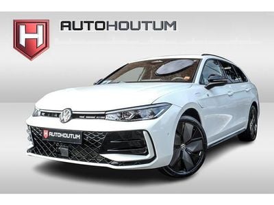 Occasion VW Passat R-line Edition 272 PK (200 kW) 2024 Wit Stationwagen