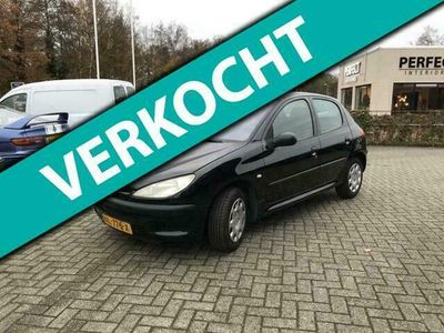 tweedehands Peugeot 206 1.4 XR Nw APK ,distributie en koppeling