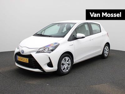 Wit Gebruikt 2020 Toyota Yaris Hybrid Active Hatchback | € 16.900 (Goede deal)