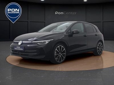 Zwart Gebruikt 2024 VW Golf VIII Style Hatchback | € 32.450 (Eerlijke prijs)