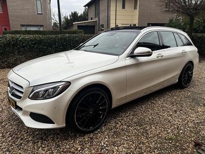Wit Occasion 2015 Mercedes C180 Ambition Stationwagen | € 16.975 (Iets duurder)