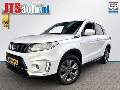Wit Occasion 2023 Suzuki Vitara SUV | € 23.490 (Eerlijke prijs)