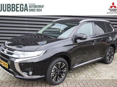 tweedehands Mitsubishi Outlander P-HEV 2.0 PHEV Executive Edition Trekhaak Open dak