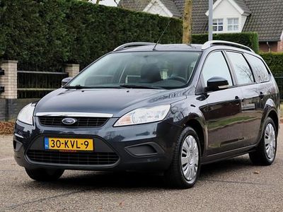 Grijs Occasion 2010 Ford Focus Trend Stationwagen | € 3.945 (Eerlijke prijs)