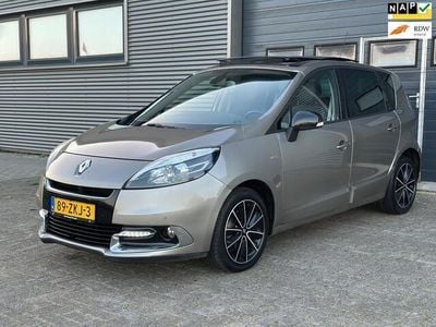 Bruin Gebruikt 2013 Renault Scénic III Bose Edition MPV | € 10.849 (Duur)