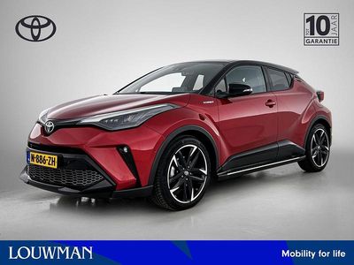 Rood Occasion 2022 Toyota C-HR Sport SUV | € 30.950 (Duur)