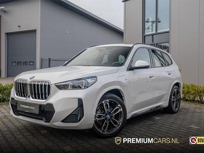 Wit (metallic) Occasion 2023 BMW X1 M Sport SUV | € 44.950 (Eerlijke prijs)