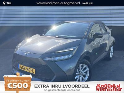 Grijs Occasion 2024 Toyota C-HR Active SUV | € 30.699 (Eerlijke prijs)