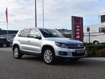 tweedehands VW Tiguan 1.4 TSI Lounge | 150 PK | PANO | Trekhaak | Camera | Cruise control | Multi functioneel stuurwiel