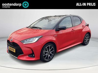 Rood Occasion 2020 Toyota Yaris Executive Hatchback | € 21.950 (Eerlijke prijs)