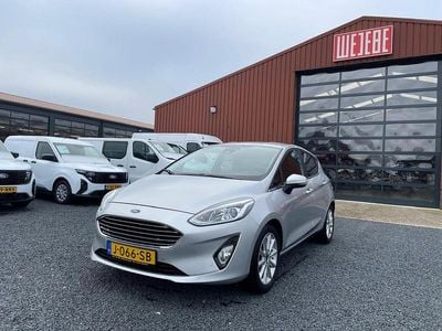 Grijs Occasion 2019 Ford Fiesta Titanium Hatchback | € 15.950 (Eerlijke prijs)