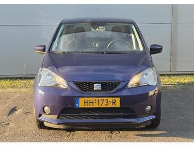 Blauw Gebruikt 2015 Seat Mii CONNECT Hatchback | € 5.490 (Eerlijke prijs)