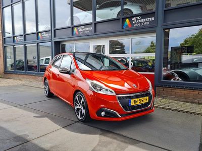 Oranje Gebruikt 2015 Peugeot 208 GT Hatchback | € 9.950 (Duur)