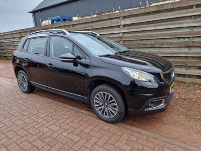 tweedehands Peugeot 2008 1.2 PureTech Blue Lion Navigatie