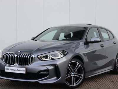 tweedehands BMW 118 118 i M-Sportpakket / Elektrisch Verstelbare Stoele