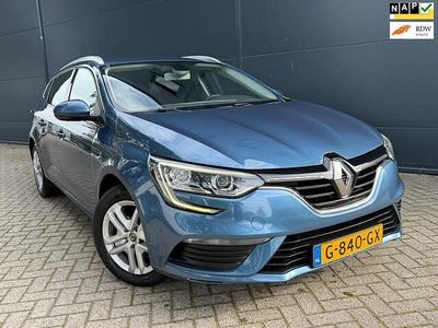 Blauw Gebruikt 2019 Renault Mégane GrandTour Zen Stationwagen | € 9.995 (Eerlijke prijs)