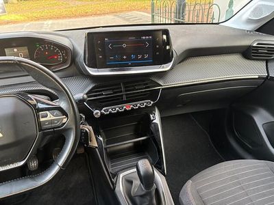 Zwart Gebruikt 2020 Peugeot 208 Active Hatchback | € 11.450 (Goede deal)