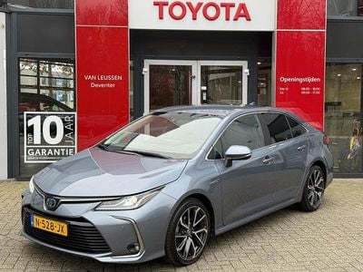 Grijs Gebruikt 2021 Toyota Corolla Hybrid Executive Sedan | € 20.900