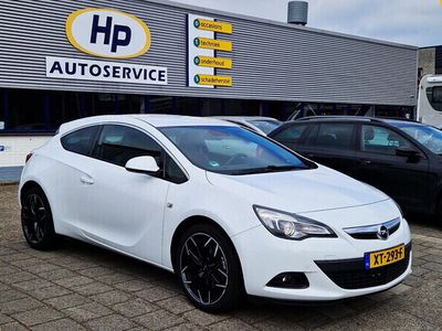 Opel Astra GTC