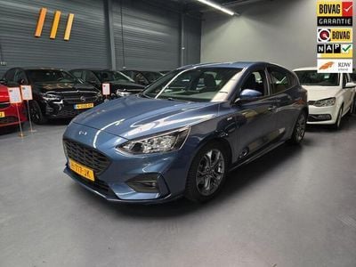 Blauw Gebruikt 2020 Ford Focus Business Edition Hatchback | € 15.995 (Eerlijke prijs)