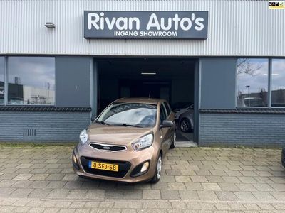 Bruin Occasion 2013 Kia Picanto Hatchback | € 4.950 (Eerlijke prijs)