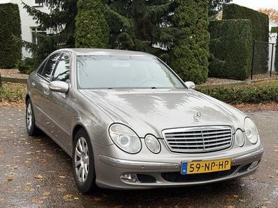 Mercedes E200