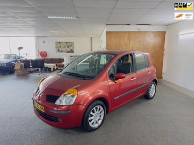Occasion Renault Modus Luxe 98 PK (72 kW) 2005 Rood (metallic) MPV